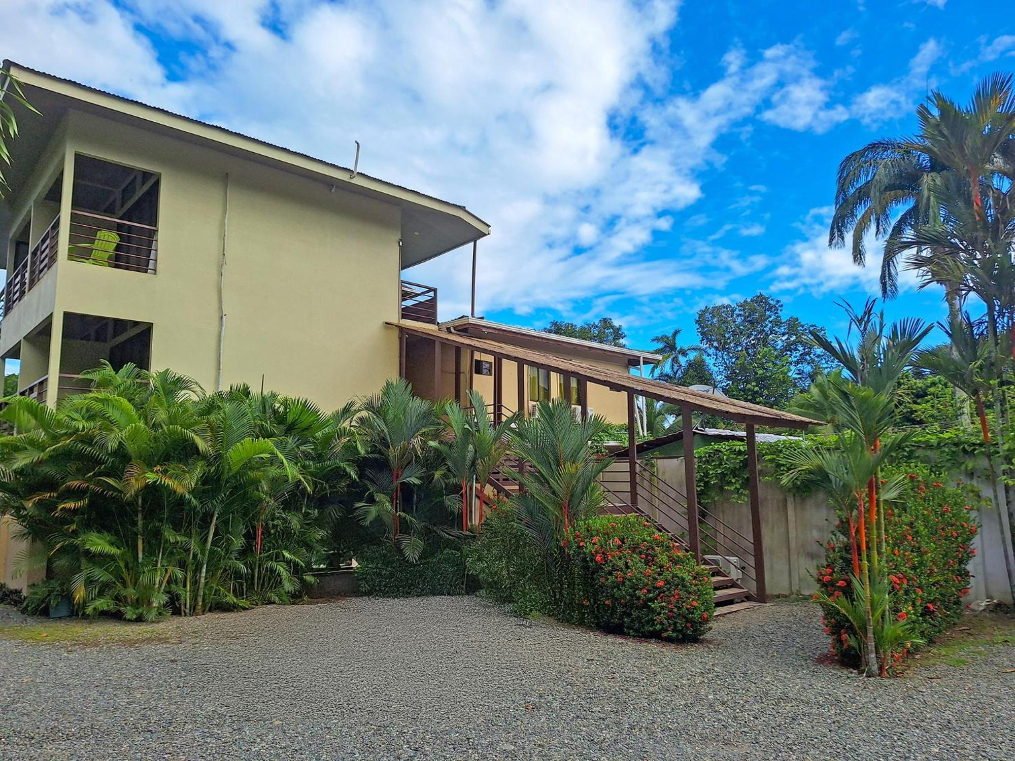 Infiniti Hotel Puerto Viejo de Talamanca Exterior foto