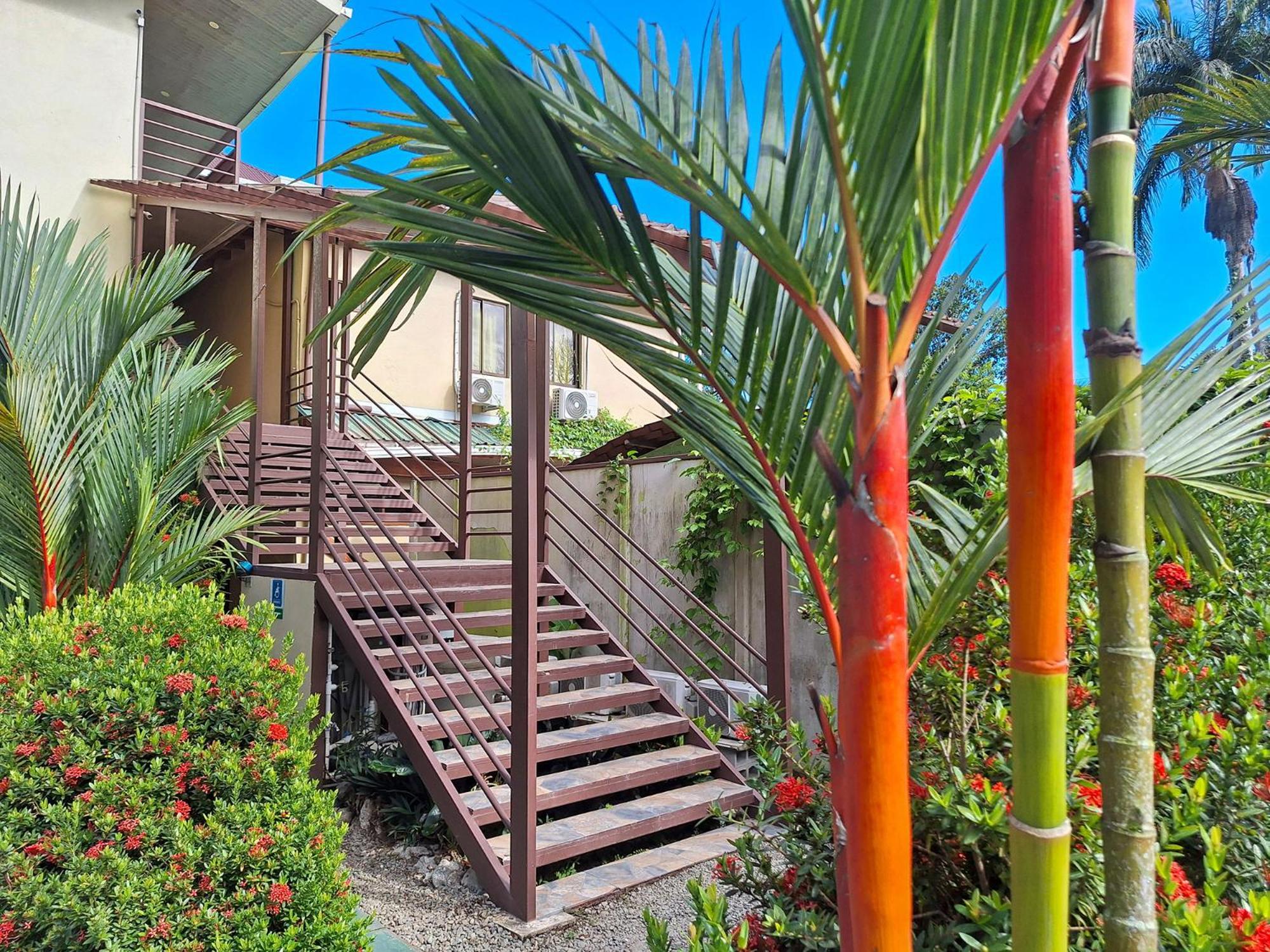 Infiniti Hotel Puerto Viejo de Talamanca Exterior foto