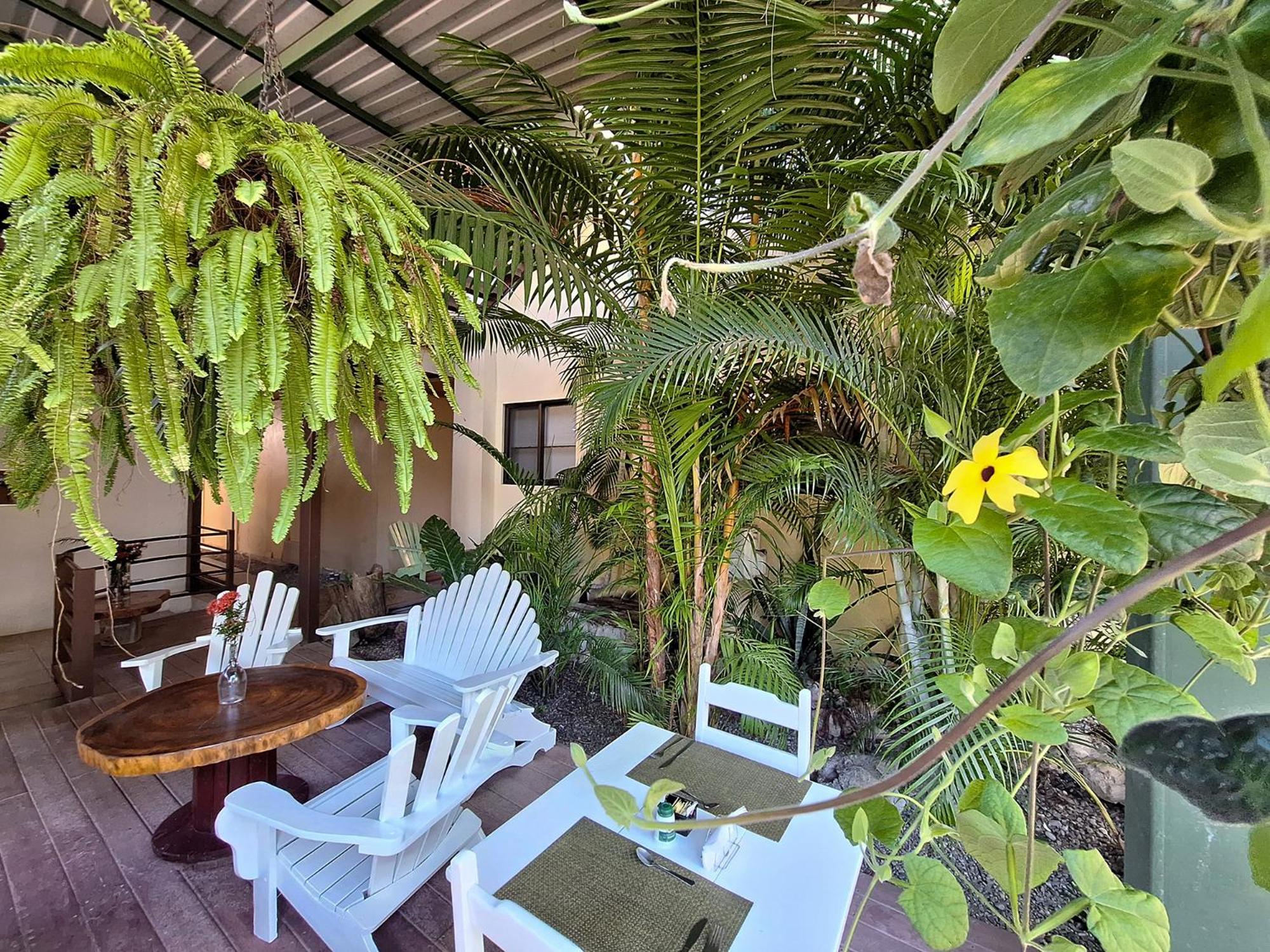 Infiniti Hotel Puerto Viejo de Talamanca Exterior foto