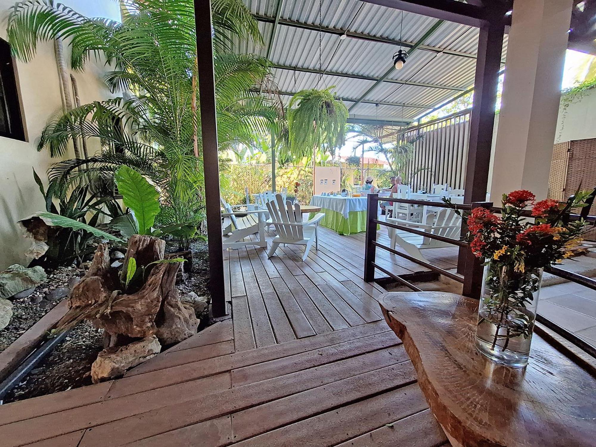 Infiniti Hotel Puerto Viejo de Talamanca Exterior foto